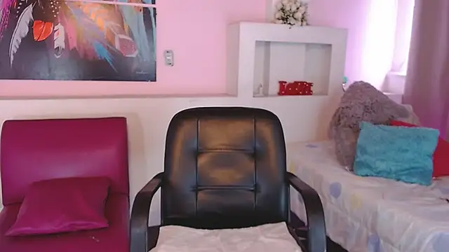 lunoxx  online show from 02-05-25, 03:31