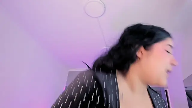 AmberiniHoffman online show from 10-11-25, 11:53