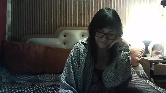 AlanaLaDream online show from 12-21-24, 01:15