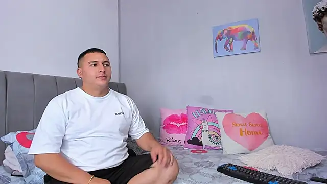 naughtyloverss online show from 11-03-25, 04:30