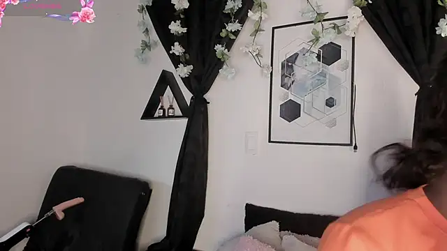 Khenta Michells online show from 04-27-26, 11:19