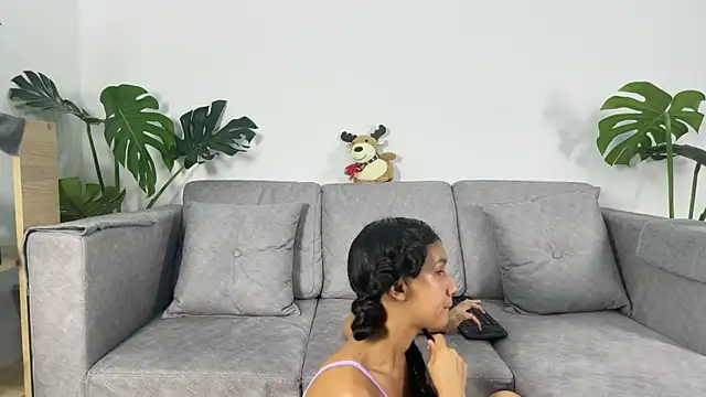 Antonella and axel  online show from 12-08-24, 06:54