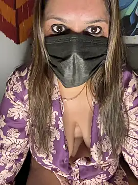 Snapshot of Reena_Darlinggg chatting on 12-24-24, 07:22 Reena Darlinggg online show from 12-24-24, 07:22