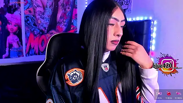 Skyler  blue4 online show from 03-08-26, 12:19