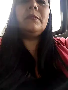 sara pineros online show from 12-26-24, 06:01