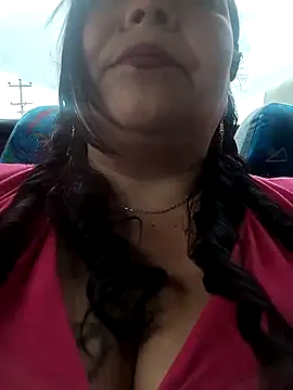 sara pineros online show from 02-28-25, 03:37