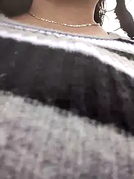 sara pineros online show from 11-07-25, 07:47