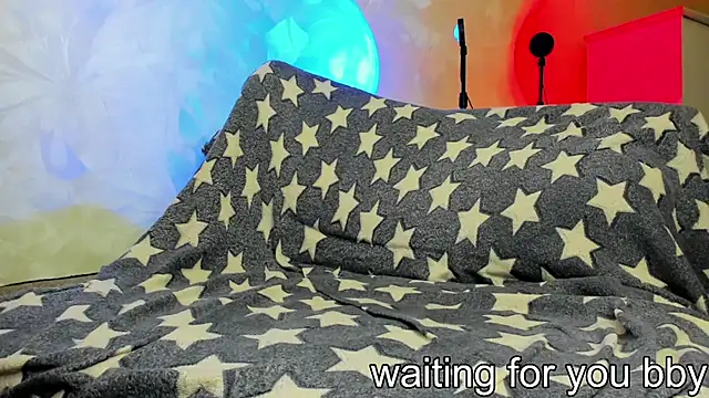 Snapshot of teddy_alan chatting on 12-24-24, 05:13 teddy alan online show from 12-24-24, 05:13