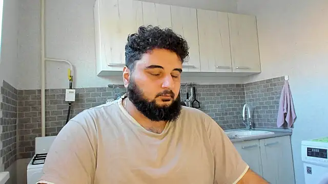 Snapshot of teddy_alan chatting on 01-13-25, 08:05 teddy alan online show from 01-13-25, 08:05