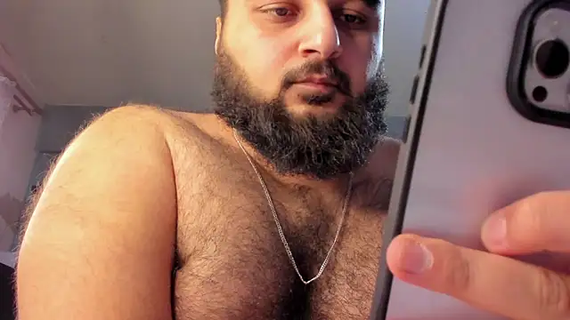 Snapshot of teddy_alan chatting on 01-19-25, 03:32 teddy alan online show from 01-19-25, 03:32