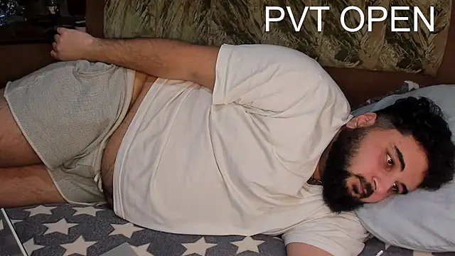 Snapshot of teddy_alan chatting on 02-24-25, 05:09 teddy alan online show from 02-24-25, 05:09