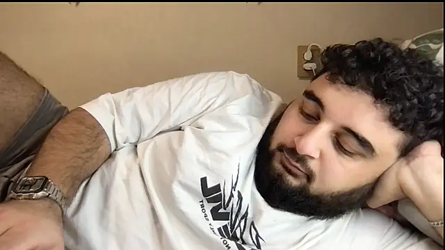 Snapshot of teddy_alan chatting on 10-29-25, 10:17 teddy alan online show from 10-29-25, 10:17