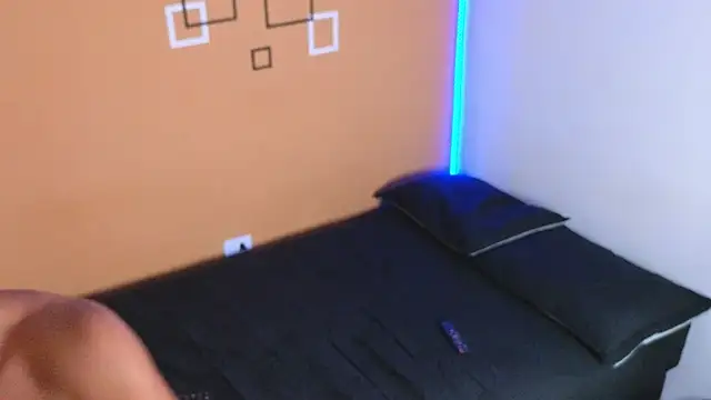 hot69temptation  online show from 01-10-25, 11:11