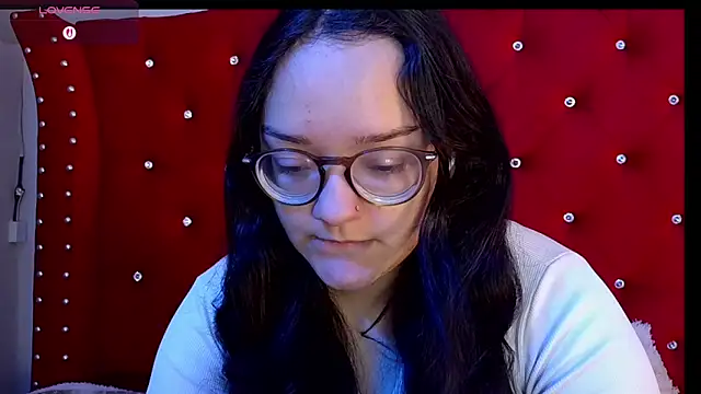 Snapshot of charlotte1-ls chatting on 12-14-25, 10:03 charlotte1-ls online show from 12-14-25, 10:03