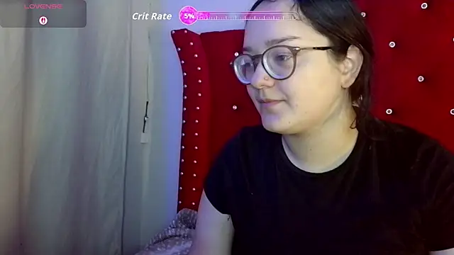 Snapshot of charlotte1-ls chatting on 12-17-25, 09:21 charlotte1-ls online show from 12-17-25, 09:21