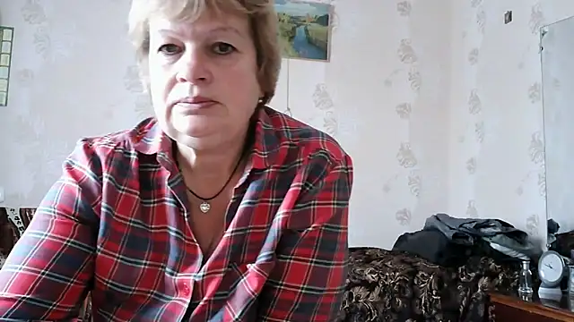 Ettie Tonia online show from 10-30-25, 08:49