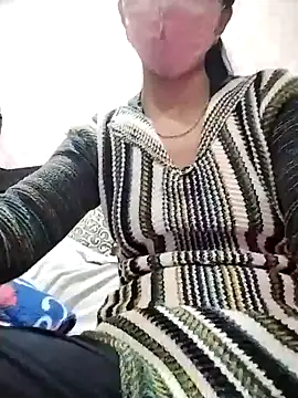 Snapshot of Cute-Ridhima chatting on 01-08-25, 05:05 Cute-Ridhima online show from 01-08-25, 05:05