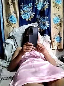 Snapshot of Cute-Ridhima chatting on 03-02-25, 09:42 Cute-Ridhima online show from 03-02-25, 09:42