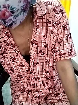 Snapshot of Cute-Ridhima chatting on 09-14-25, 03:16 Cute-Ridhima online show from 09-14-25, 03:16