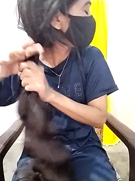 Snapshot of Cute-Ridhima chatting on 10-02-25, 03:13 Cute-Ridhima online show from 10-02-25, 03:13