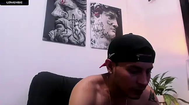 CruzVega online show from 03-01-25, 04:54