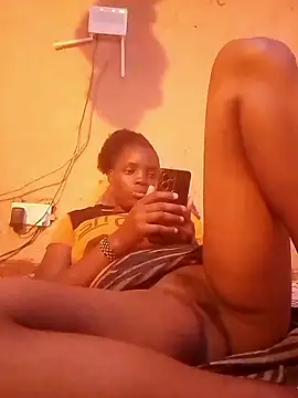 QUEEN-NAIMA online show from 09-16-25, 04:52