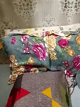 Snapshot of Dr_Kamsutra chatting on 12-18-24, 07:08 Dr Kamsutra online show from 12-18-24, 07:08