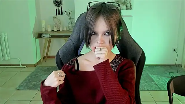 Elainebeness online show from 12-04-24, 09:18