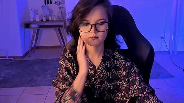 Elainebeness online show from 12-11-24, 05:37