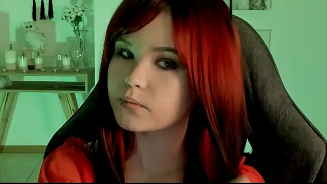 Elainebeness online show from 01-12-25, 04:18