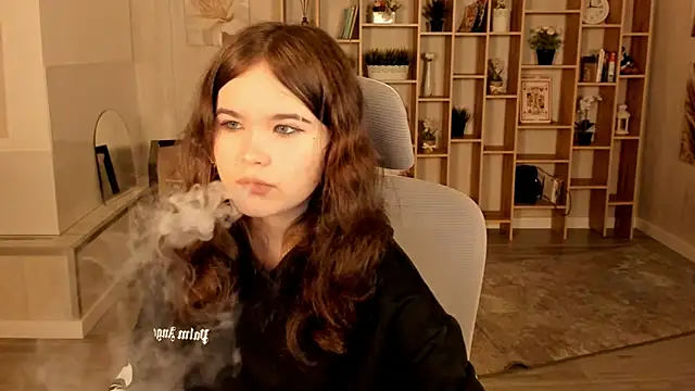 Elainebeness online show from 09-17-25, 07:37