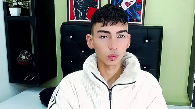 ttimy x boy online show from 01-31-25, 09:05