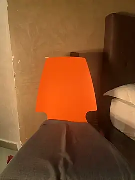 Snapshot of GLamouur chatting on 02-08-25, 10:19 GLamouur online show from 02-08-25, 10:19