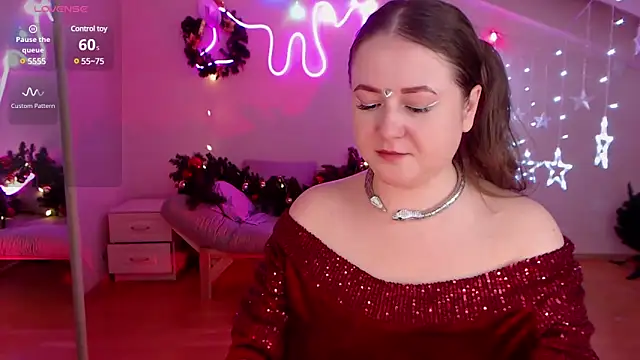 LizzyShine online show from 12-20-24, 08:45