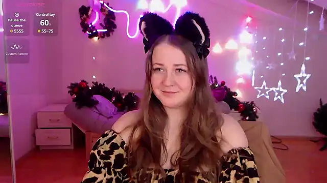 LizzyShine online show from 12-29-24, 10:36