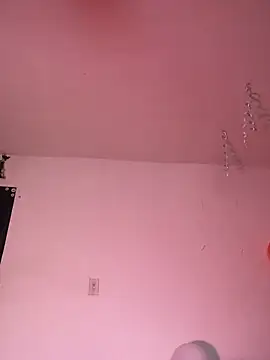 Miss oliviaa online show from 12-26-24, 10:31