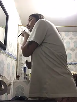 Miss oliviaa online show from 12-27-24, 09:43