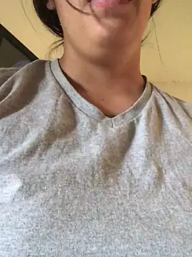 Miss oliviaa online show from 01-05-25, 03:13