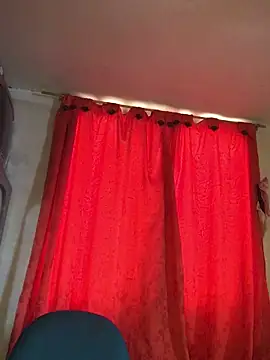 Miss oliviaa online show from 10-16-25, 02:51