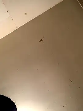 Miss oliviaa online show from 11-16-25, 01:28