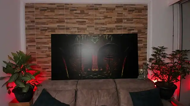 Snapshot of emilyfitness chatting on 10-24-25, 03:03 emilyfitness online show from 10-24-25, 03:03