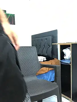 logannth online show from 10-31-25, 07:53