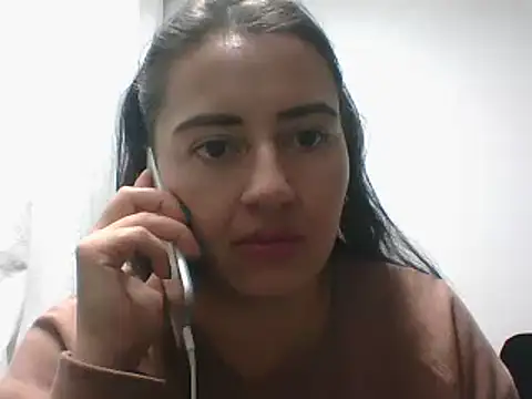 Snapshot of _karlie_kloss_ chatting on 01-14-25, 01:04 karlie kloss online show from 01-14-25, 01:04