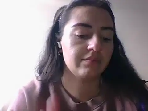 Snapshot of _karlie_kloss_ chatting on 01-18-25, 09:45 karlie kloss online show from 01-18-25, 09:45