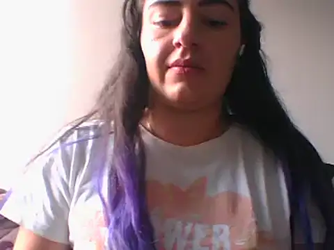 Snapshot of _karlie_kloss_ chatting on 01-19-25, 08:41 karlie kloss online show from 01-19-25, 08:41