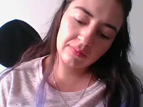 Snapshot of _karlie_kloss_ chatting on 01-26-25, 07:20 karlie kloss online show from 01-26-25, 07:20