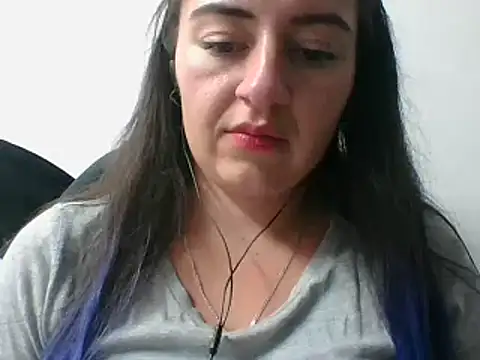 Snapshot of _karlie_kloss_ chatting on 01-29-25, 12:12 karlie kloss online show from 01-29-25, 12:12