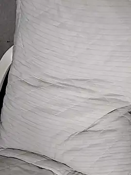 Snapshot of fofinhaa12 chatting on 02-11-25, 01:52 fofinhaa12 online show from 02-11-25, 01:52