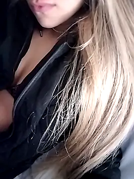 fofinhaa12 online show from 11-15-25, 08:38