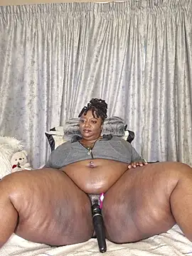 ThickianaRider online show from 11-13-25, 03:27